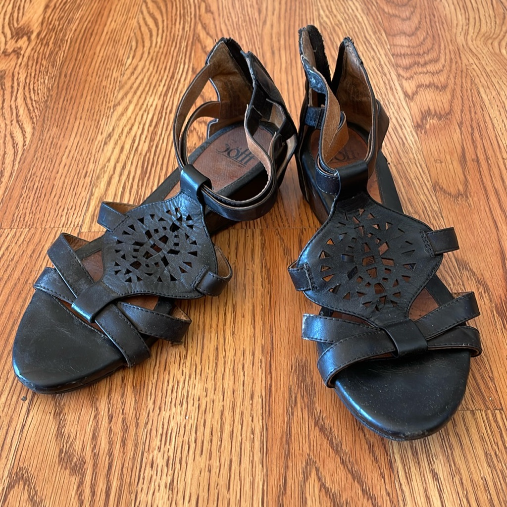 Sofft Black Leather Wedges - Used - 7.5w Size